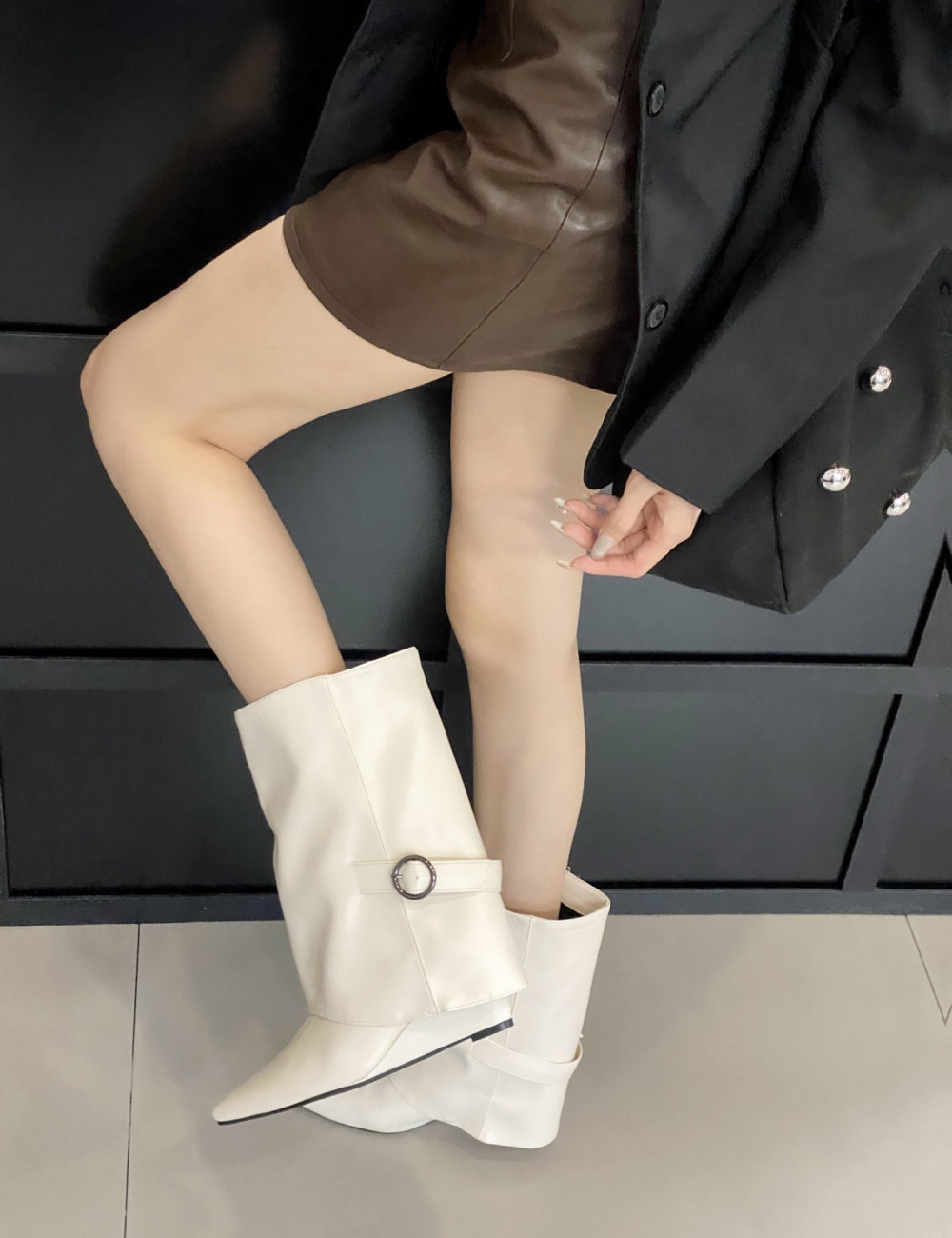 European style slipsole pointed boots for women