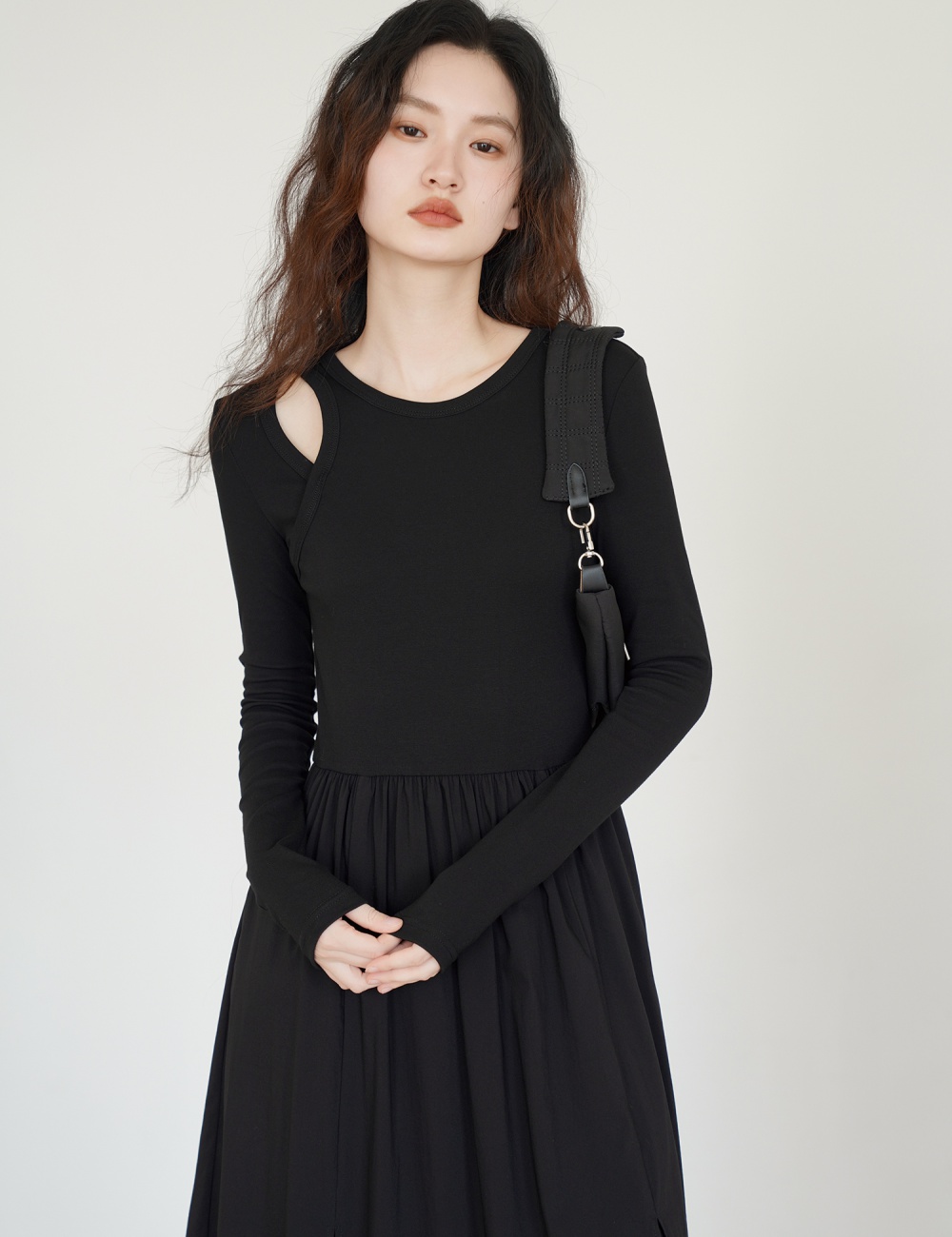 France style pinched waist black dress for women