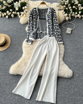 Chanelstyle cardigan printing long pants a set for women