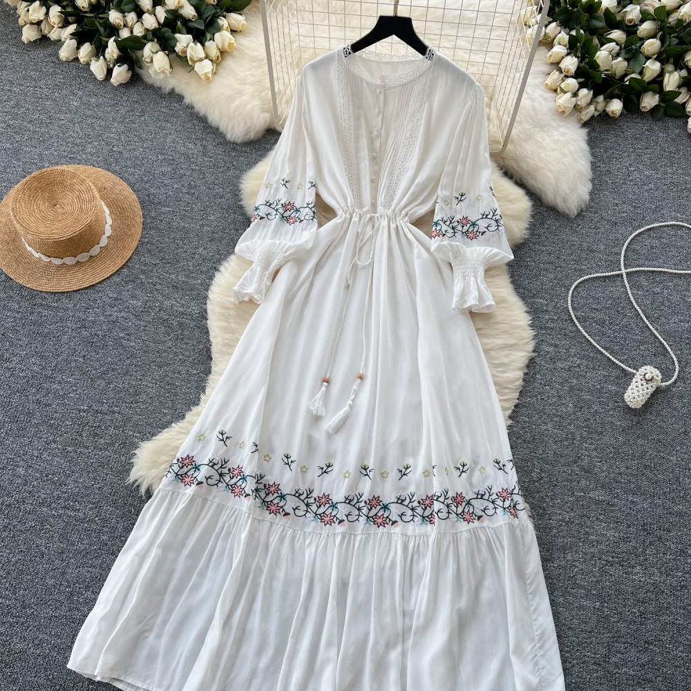 Retro lace niche embroidery autumn drawstring slim dress