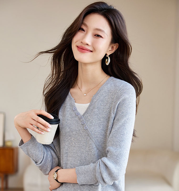 Slim round neck sweater Pseudo-two autumn T-shirt