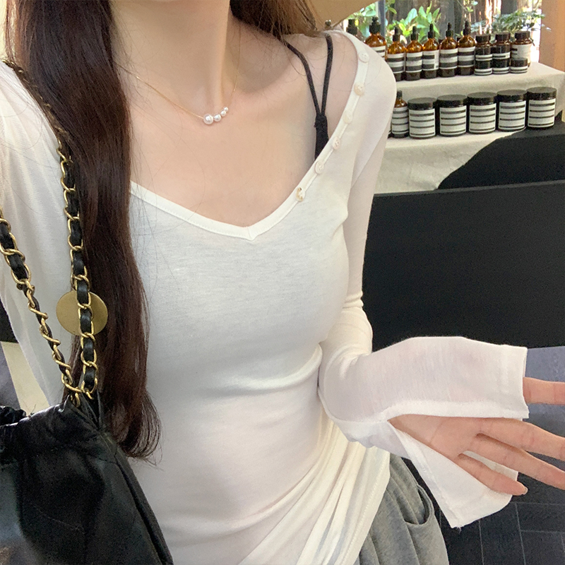 Buckle decoration T-shirt bottoming shirt for women