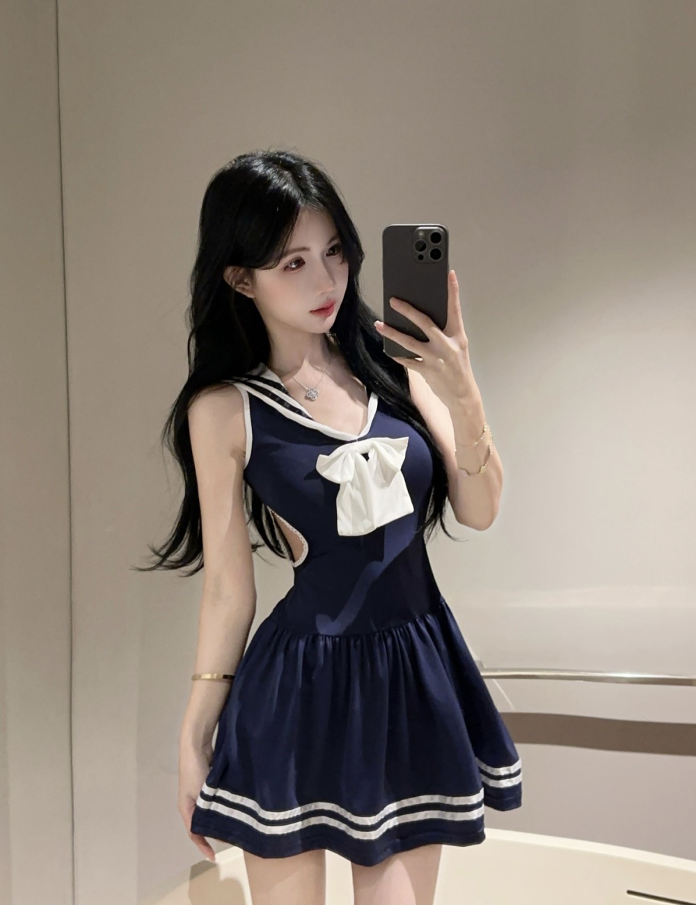 Hollow sleeveless spicegirl college style enticement dress