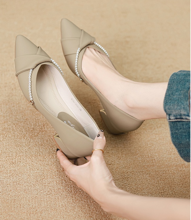 France style pointed pearl thick low shoes for women