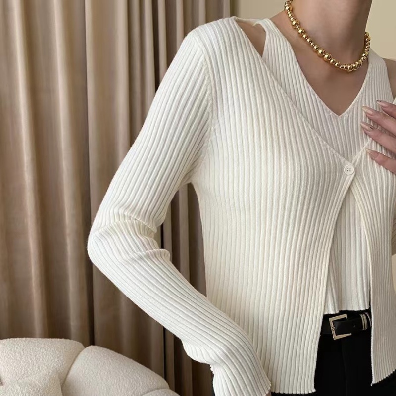 Halter all-match Pseudo-two long sleeve retro V-neck sweater