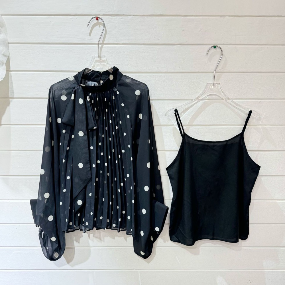 Puff sleeve polka dot half high collar long sleeve shirt