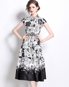 All-match pinched waist printing slim dress