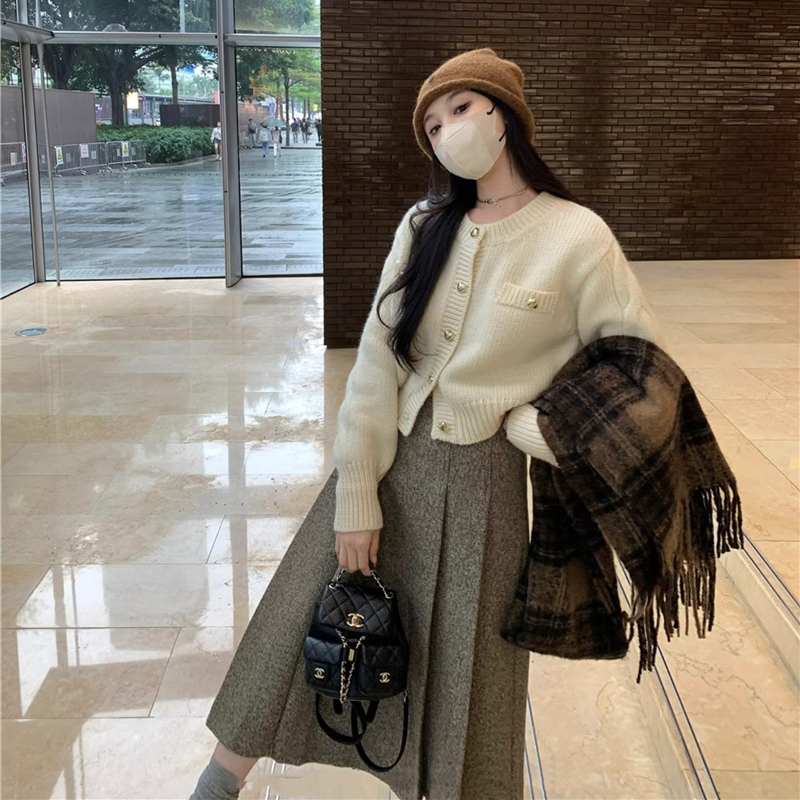 Knitted coat chanelstyle sweater for women