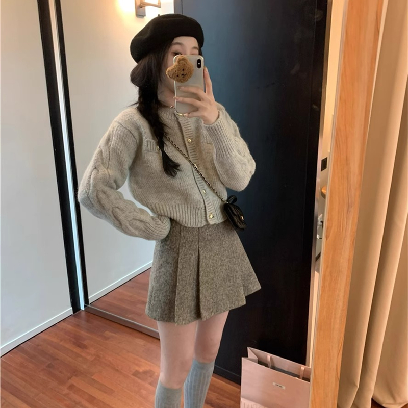 Knitted coat chanelstyle sweater for women