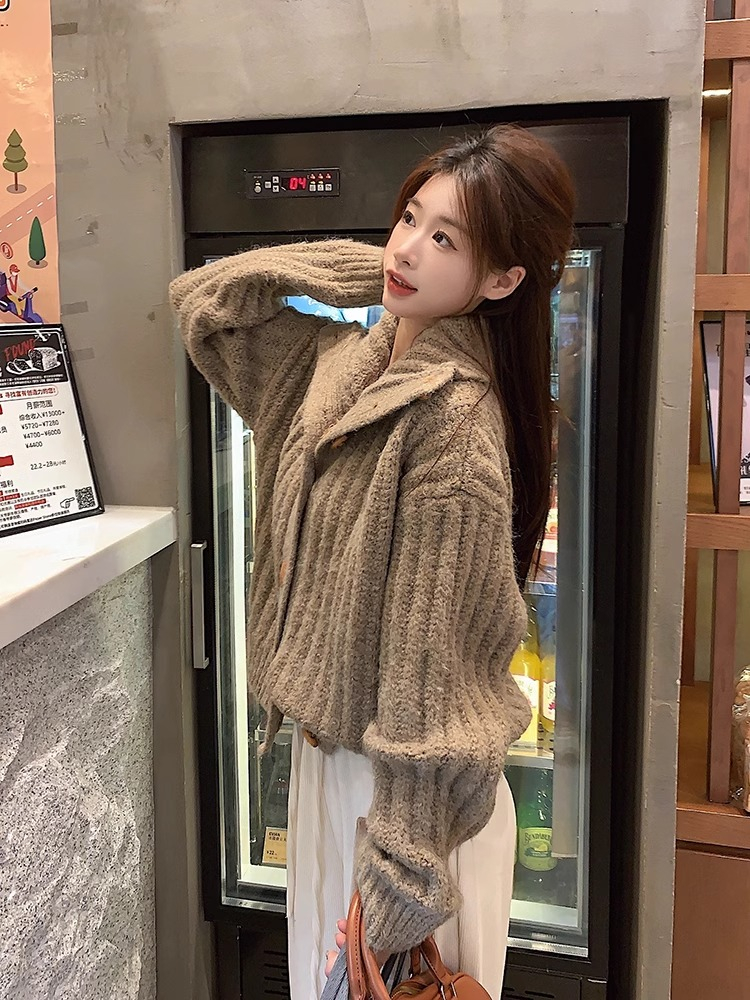 Horn buckle winter tops knitted thick sweater for women