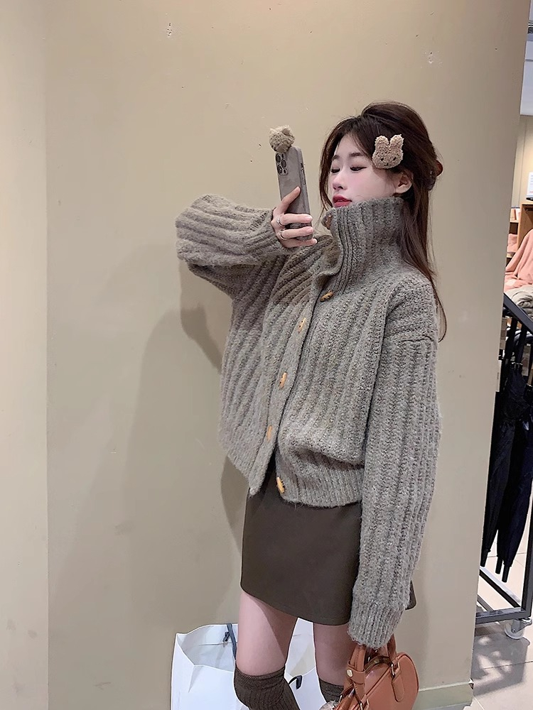 Horn buckle winter tops knitted thick sweater for women