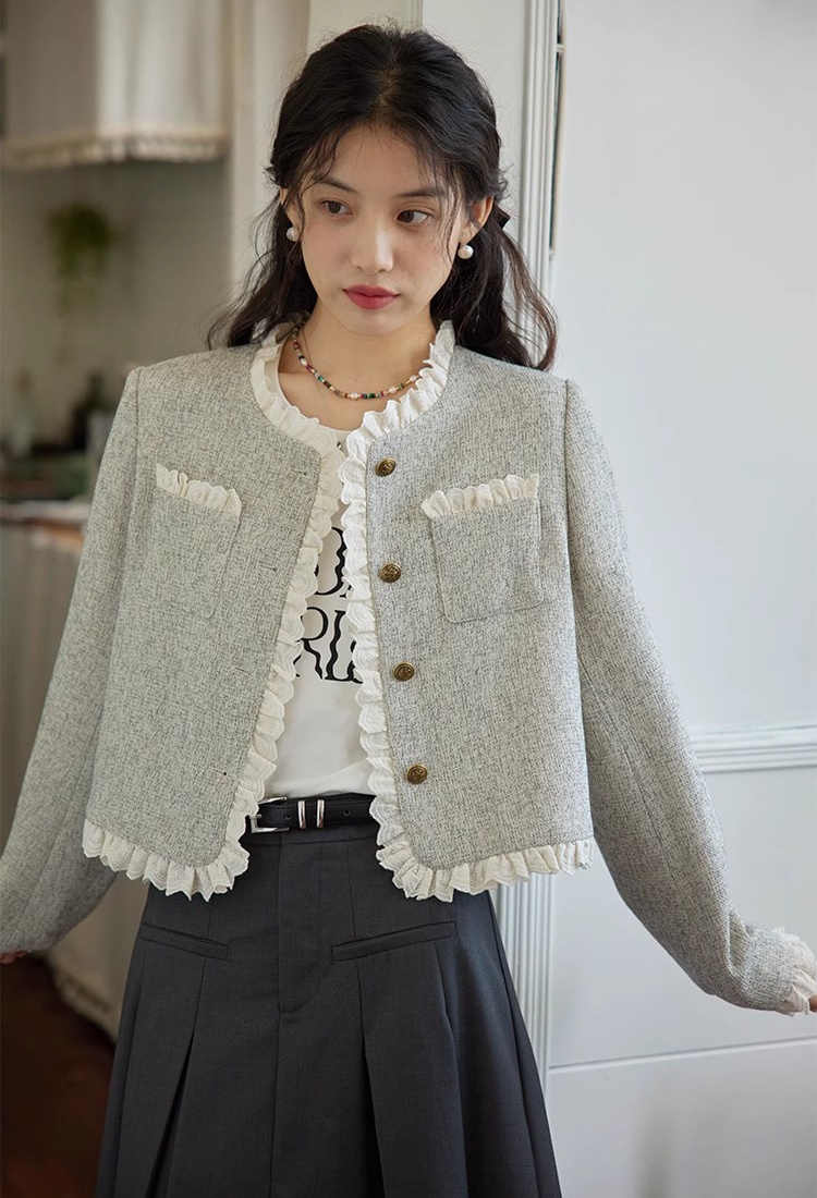 Retro short jacquard coat beige embroidered tops for women