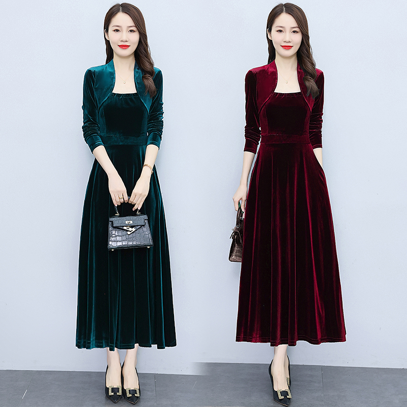 Golden velvet temperament belt fat long sleeve dress