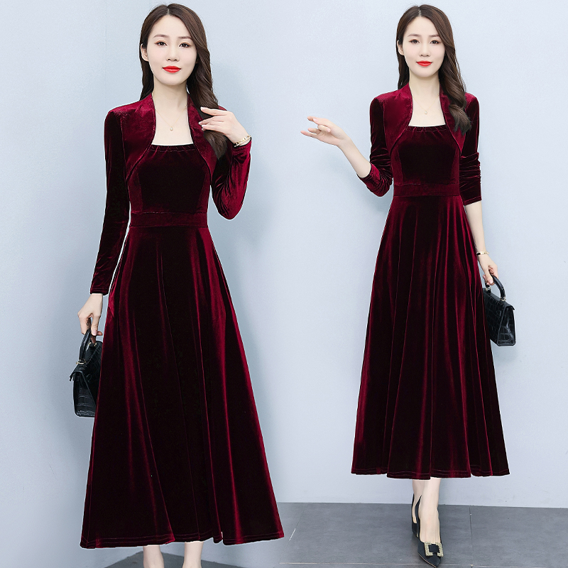 Golden velvet temperament belt fat long sleeve dress