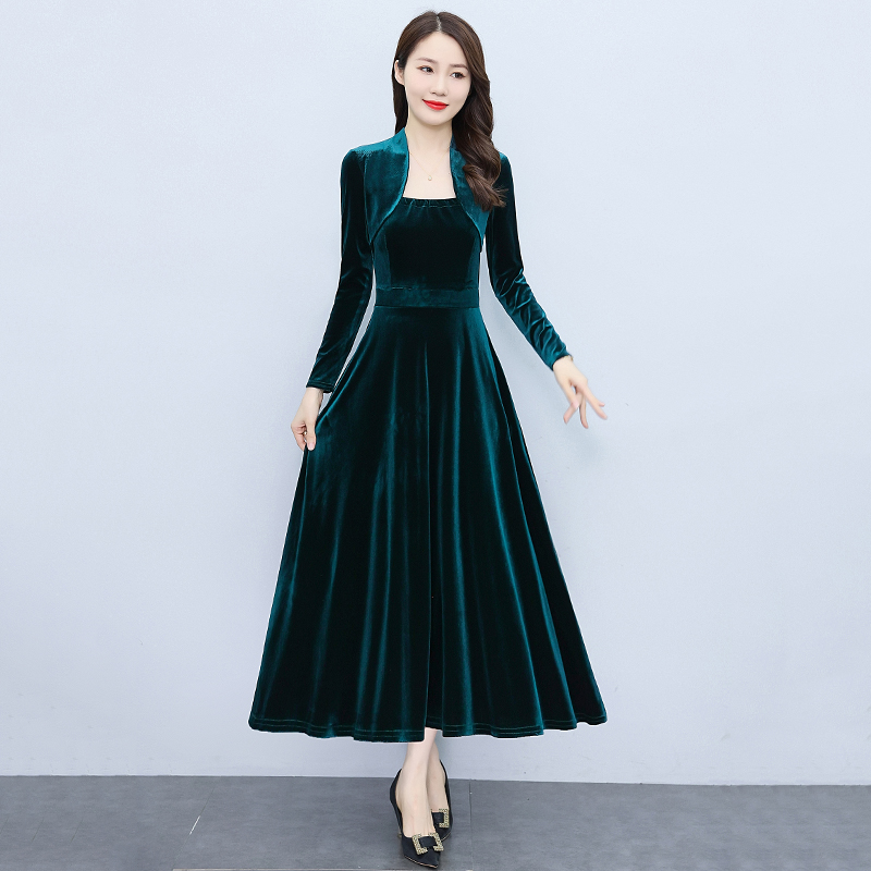 Golden velvet temperament belt fat long sleeve dress