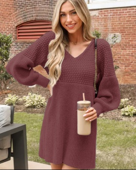 Pure autumn and winter V-neck sweater dress for women