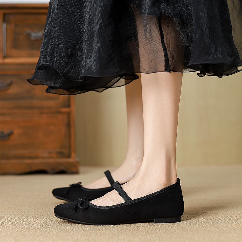 Low ballet France style flat retro bow buff shoes