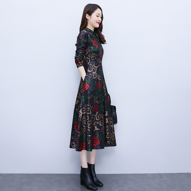 Pocket autumn and winter printing dress for women