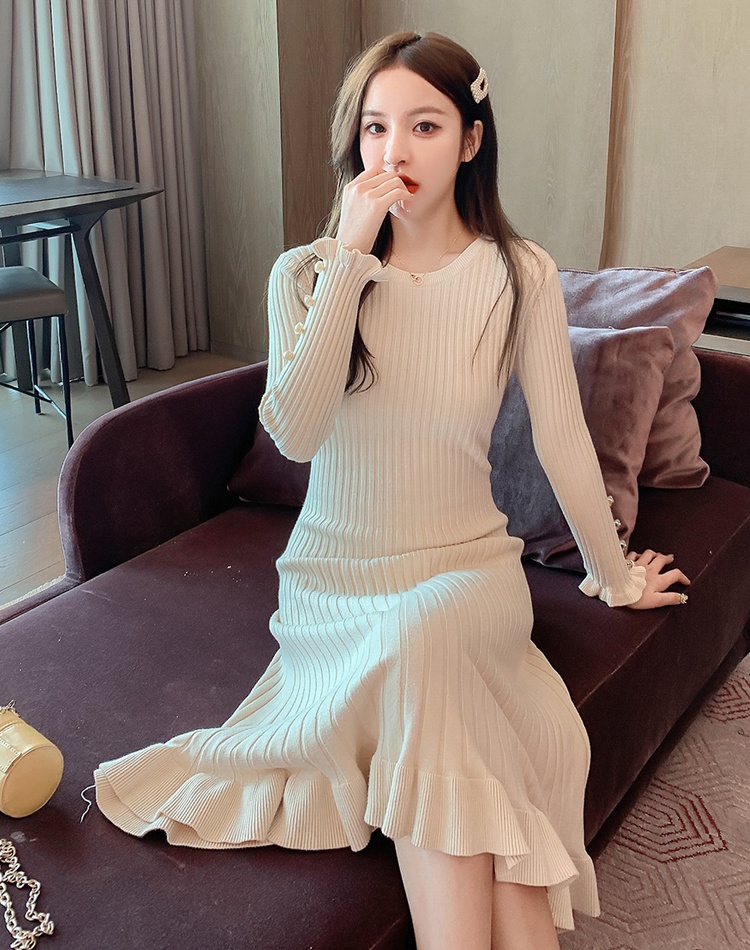 Knitted slim dress wood ear long sleeve sweater