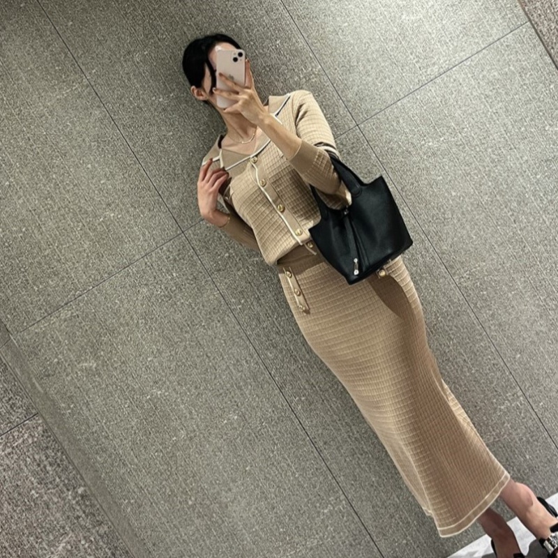 Knitted plaid Korean style lapel slim skirt a set