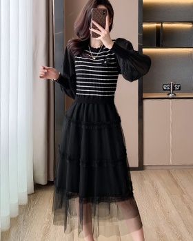 Knitted autumn and winter Pseudo-two splice cake loose dress