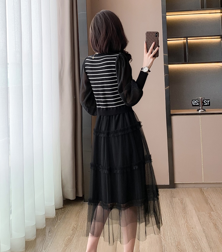 Knitted autumn and winter Pseudo-two splice cake loose dress