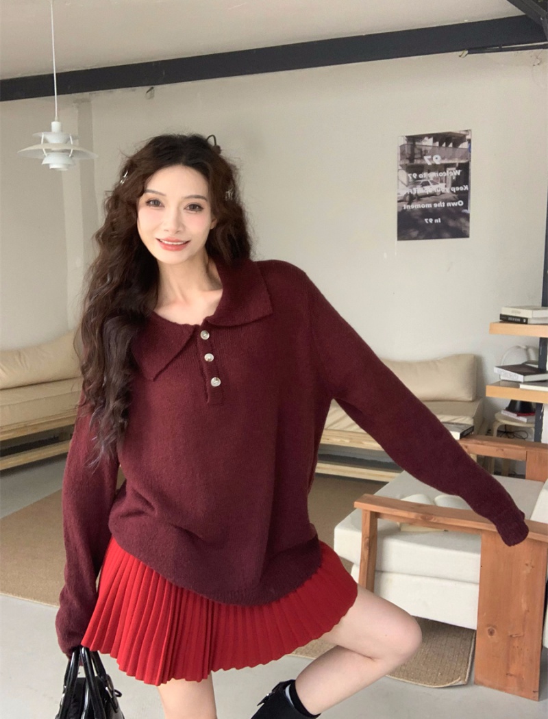 Red knitted sweater lapel bottoming shirt