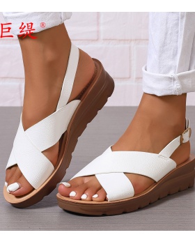 Thick crust summer large yard flat sandals for women