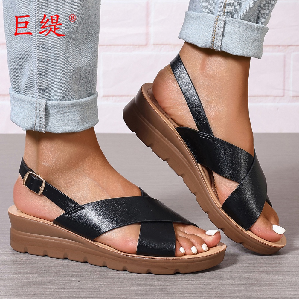 Thick crust summer large yard flat sandals for women