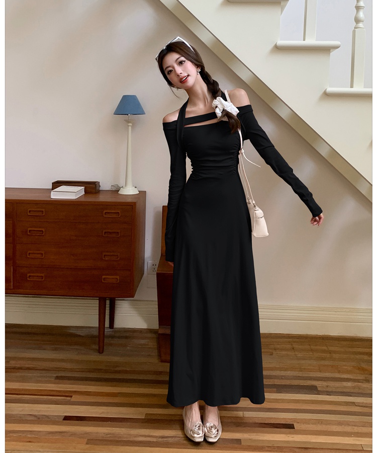 Halter inside the ride long dress autumn dress