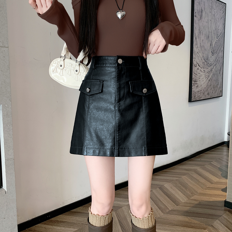 Commuting leather skirt short skirt for women