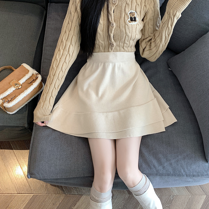 A-line slim high waist short skirt knitted small fellow skirt