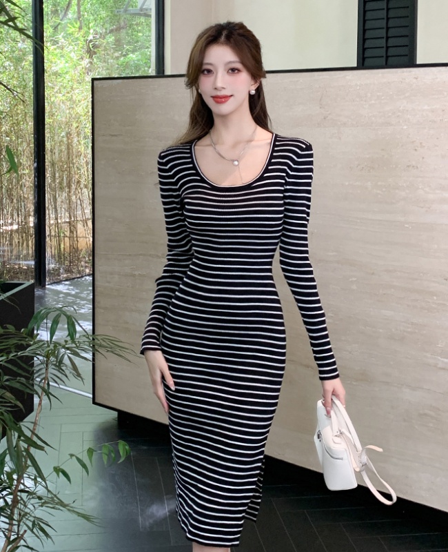 Fashion round neck slim T-back pullover stripe knitted dress