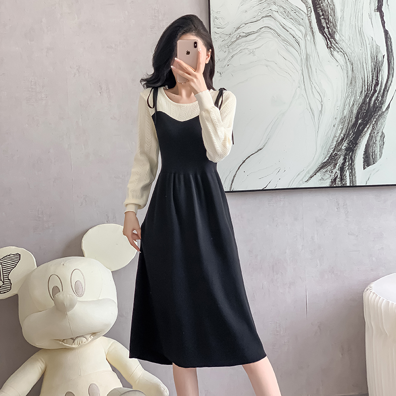 Splice autumn and winter small fellow knitted dress