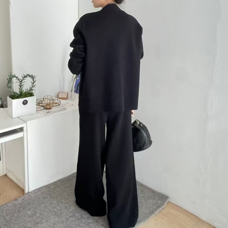 Metal chanelstyle long pants buckle cardigan a set