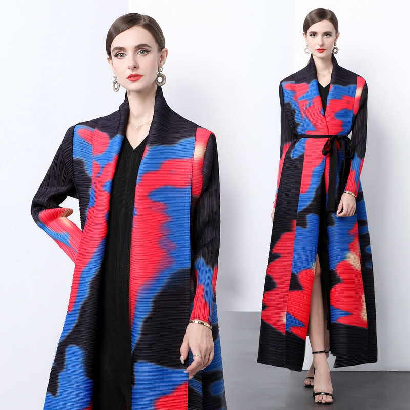 Printing Pleats Please autumn quality fold loose coat