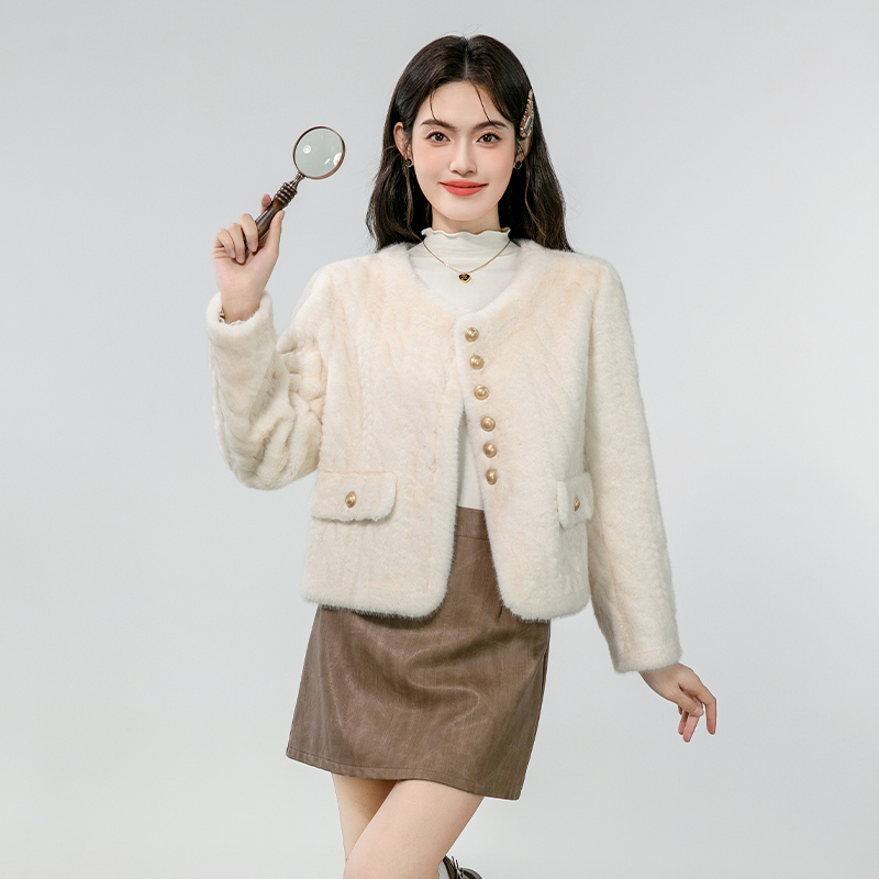 Short fashion plush small fellow coat for women