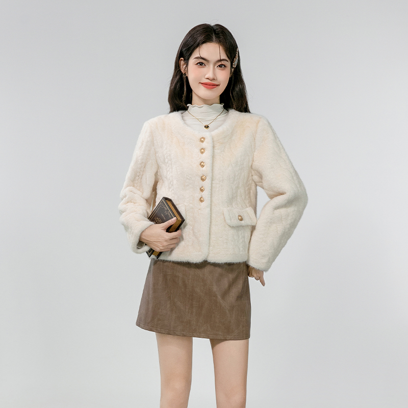 Short fashion plush small fellow coat for women