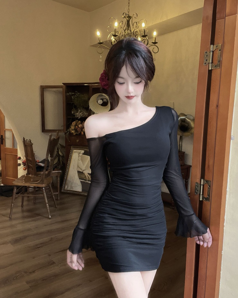 Bandage package hip sloping shoulder spicegirl niche dress