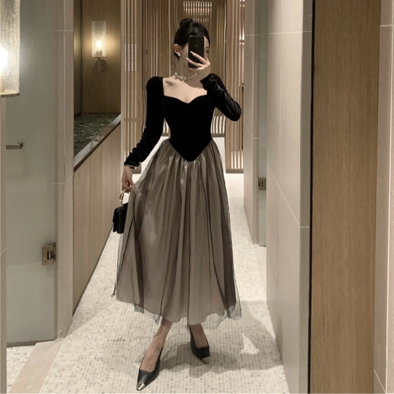 Velvet pinched waist dress retro ladies long dress