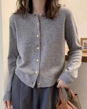 Wool autumn sweater show young coat