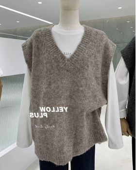 Knitted spring and autumn sweater V-neck waistcoat for women