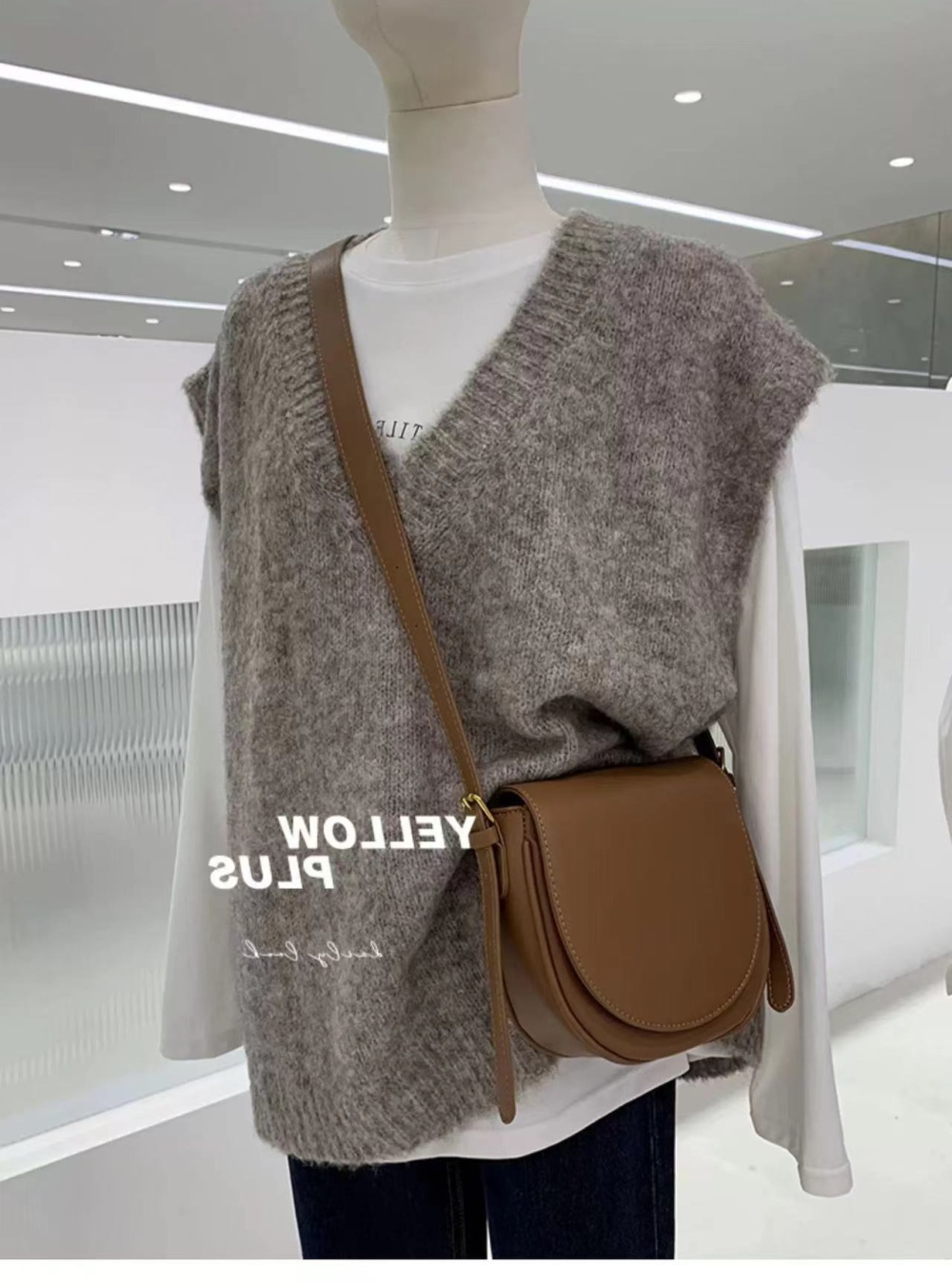 Knitted spring and autumn sweater V-neck waistcoat for women