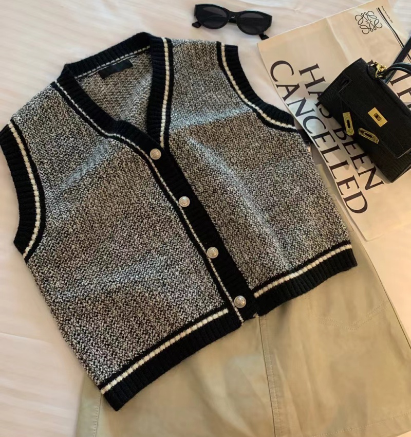 Chanelstyle woolen yarn waistcoat knitted tops for women