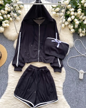 Wrapped chest wide leg shorts zip vest 3pcs set for women