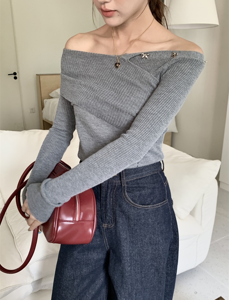 Flat shoulder autumn tops niche slim sweater for women