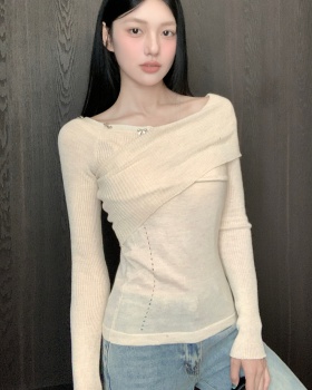 Autumn slim tops niche flat shoulder sweater