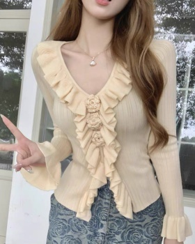 France style V-neck sweater wood ear trumpet sleeves tops