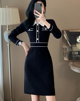 A-line temperament black fashion knitted Western style dress