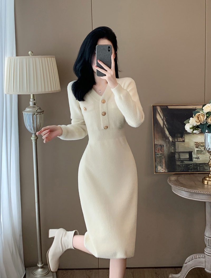 Autumn and winter V-neck sweater dress slim dress